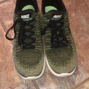 Nike Shoes - Nike Lunarepic Flyknit Lows Nike Shoes - Nike Lunarepic Flyknit Lows